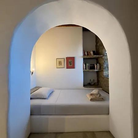 Semesterbostad Scalinata Tinos, Sophisticated Living Tínos